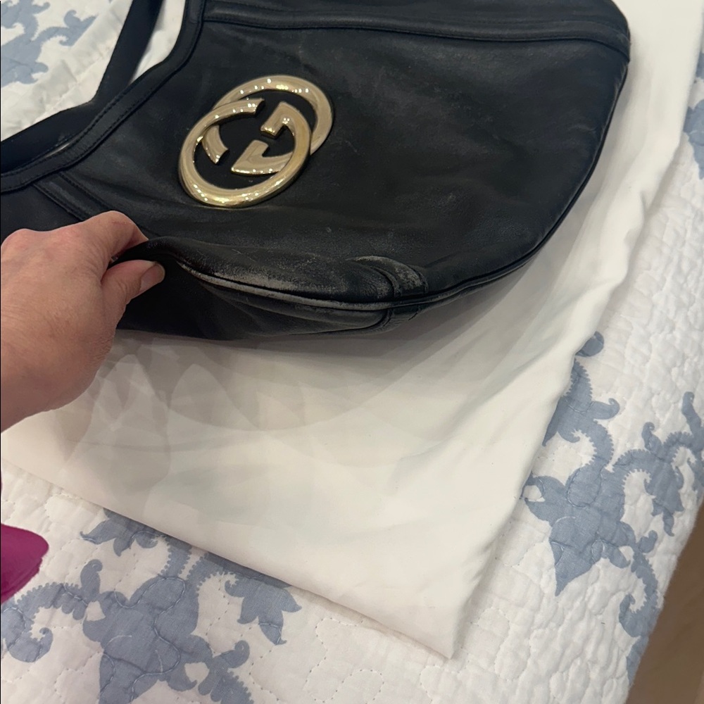 Authentic Gucci Leather bag. Good condition - Picture 11 of 11